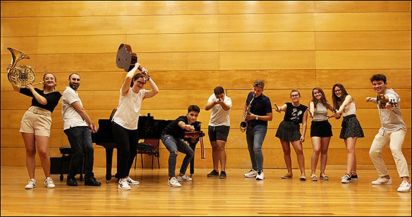 Brillante acto de Graducación en el Conservatorio Profesional de Música “Francisco Casanovas”