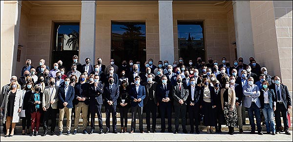 El alcalde de Torrevieja Eduardo Dolón, asiste al “I Foro de los alcaldes” al que han asistido más de un centenar de ediles