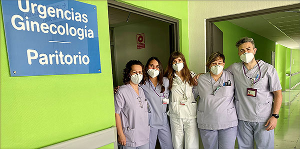 El hospital de Torrevieja reactiva su consulta de lactancia materna y talleres online de preparación al parto