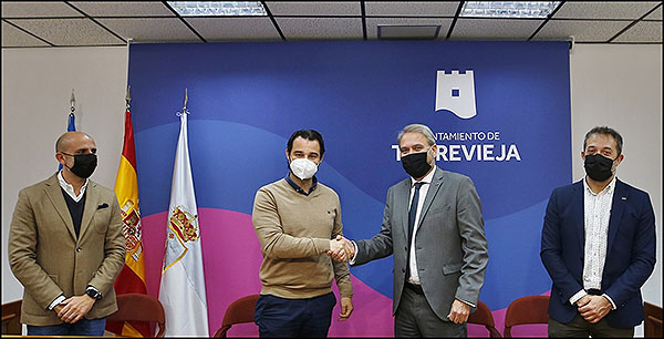 Firmado un convenio de colaboración con la Universidad Miguel Hernández para desarrollar programas y cursos hasta 2025