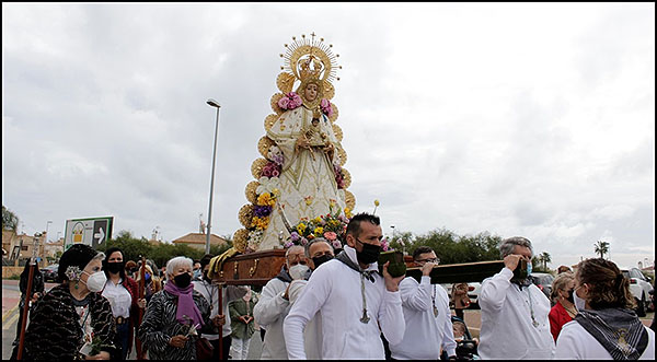 La Hermandad de la Virgen del Rocío celebró la “Fiesta de Luz»