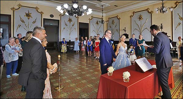 Inmaculada y Juan Antonio se dieron el «Sí» en el Casino