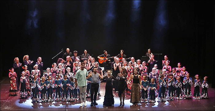 Las Payá’s triunfan con su espectáculo flamenco “Los cafés cantantes” Las Payá’s triunfan con su espectáculo flamenco “Los cafés cantantes”