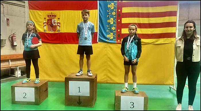 Maksin Antonchik, jugador de la Escuela Municipal de Tenis de Mesa, campeón escolar autonómico