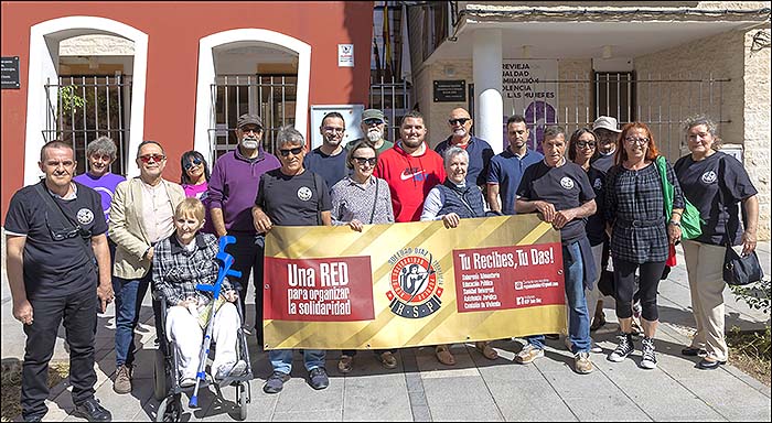 La RSP de Torrevieja se manifestó ante la concejalía de Bienestar Social