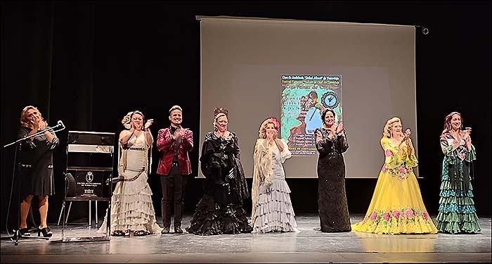 Siete estrellas de la copla iluminaron con sus voces la segunda semifinal del Festival de Flamenco «Salinas de Oro» de Torrevieja
