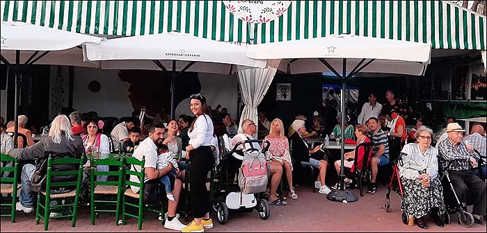 Más de 15.000 personas disfrutaron del homenaje a la Feria de Mayo.
