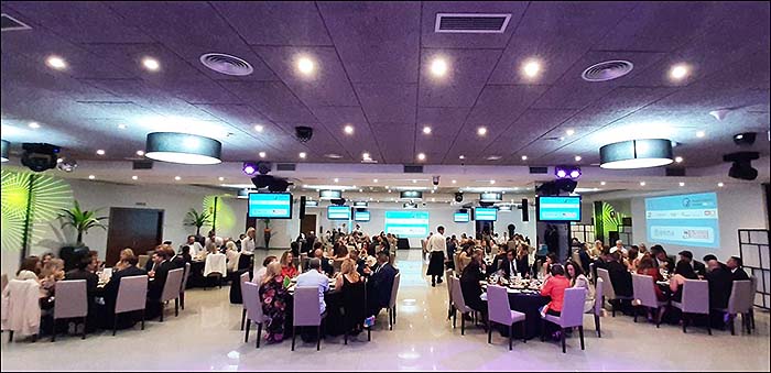 La IV Cena de Gala del Bufete Chapapría-Navarro y Asociados, recaudó casi 12.000 euros para dos Ong’s de la ciudad