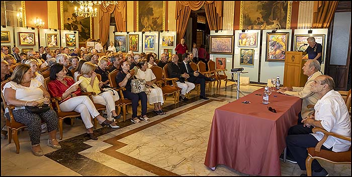 El general Carlos Blond Álvarez del Manzano presento en el Casino su libro «La legión en el Sáhara entre guerras 1968 a 1975»