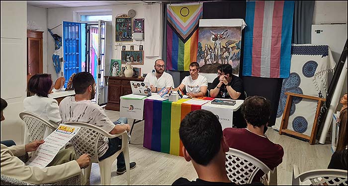 «Torrevieja Diversa» trató en su asamblea ordinaria la organización del «Orgullo Torrevieja 2023»