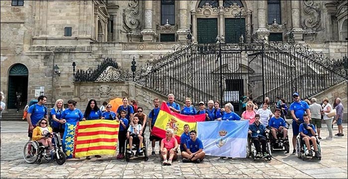 Los peregrinos de Apanee Torrevieja culminan el Camino de Santiago.