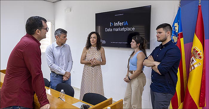 Presentado el estudio de la Universidad de Alicante sobre el impacto del bonoconsumo en Torrevieja.