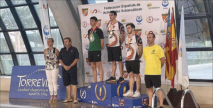 315 atletas de toda España han participado en Torrevieja en el LII Campeonato de España Junio de Natación Aletas.