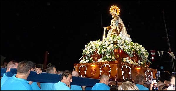 Con la misa y la ofrenda floral comienzan mañana sábado las fiestas de la Virgen del Carmen.