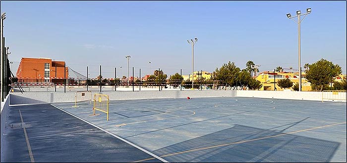 A buen ritmo las obras de reparación integral de las seis pistas azules deportivas exteriores.