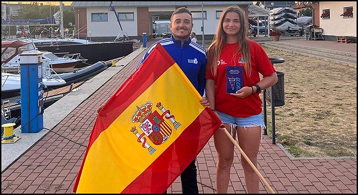 Adriana Castro consigue un gran 7º puesto en el campeonato del mundo de ILCA 6w Sub-19.