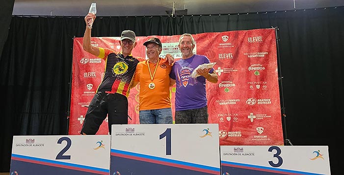 El Club Deportivos Cociste “Chatarras” de Torrevieja  participó en la Carrera «Laguna de Pétrola»