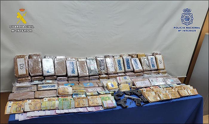 Desarticulado un grupo criminal de origen lituano especializado en el tráfico de drogas y la venta de armas.