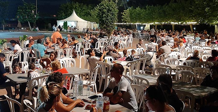 Con la apertura de la «Barraca Popular» comenzaron las Fiestas de San Edmigio en el Parque de las Naciones