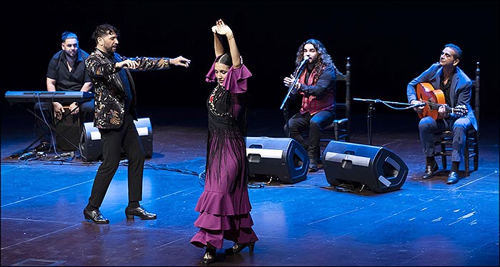 La copla y el cante se unieron en una memorable noche con “Solera, salero y compás”