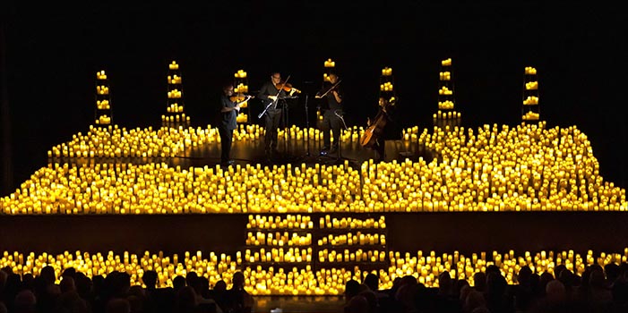 Torrevieja disfrutó ayer de dos conciertos a la luz de las velas