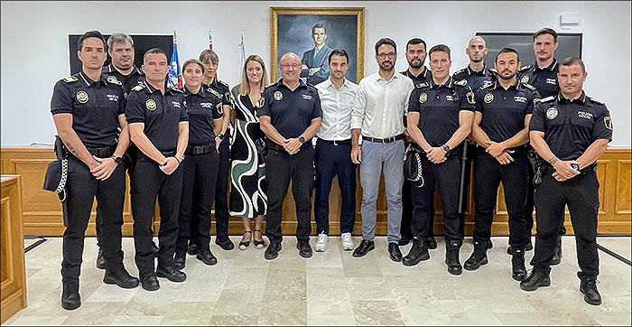 Toman posesión 9 nuevos agentes de la policía local