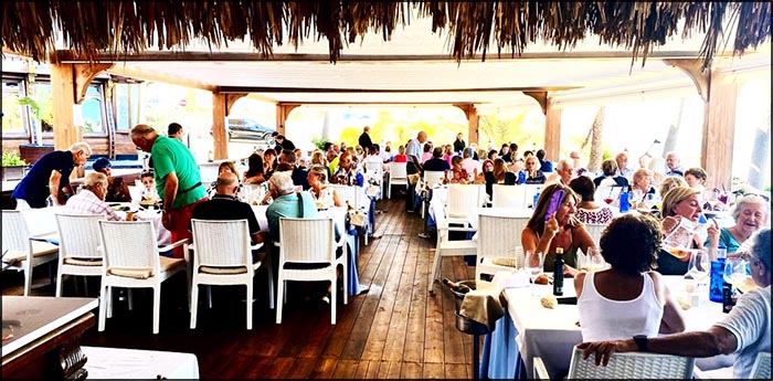 El Restaurante “Barlovento” acogió, un año más, la comida solidaria de la Asociación de Vecinos “Cabo Cervera”