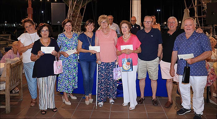 Entrega de premios de los campeonatos de juegos de mesa del verano en el marco de una noche mágica en el RCNT