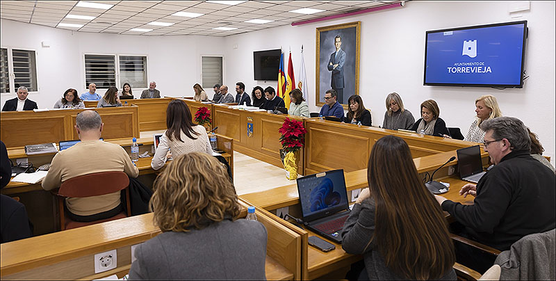 Un pleno extraordinario abordará mañana la modificación de la Ordenanza reguladora de tasas por terrazas y otras actividades en la vía pública