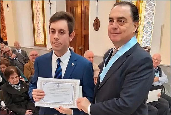 El torrevejense Eduardo Aranda, recibe el segundo premio del III Concurso de Literatura de los Hijos de María Inmaculada de Cartagena