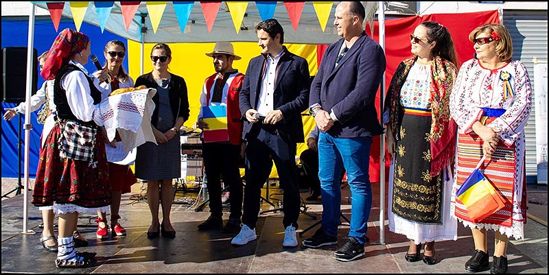 Torrevieja celebró con una gran fiesta popular el “Día nacional de Rumania”