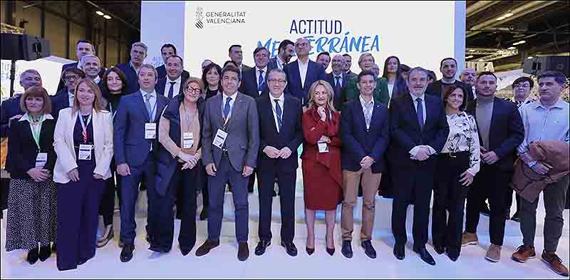 La jornada inaugural de FITUR 2024  arrancó en el stand del Patronato Costa Blanca con la presentación de las nuevas propuestas y proyectos turísticos de los consistorios de la provincia.