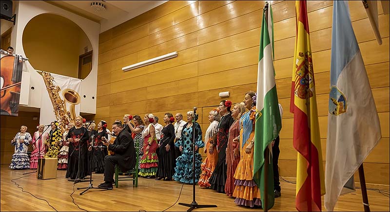 El flamenco inundó el Palacio de la Música en el Día de Andalucía