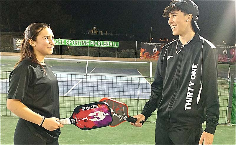 Dos hermanos Torrevejenses competirán por toda España con el deporte de moda en EE.UU: el Pickleball