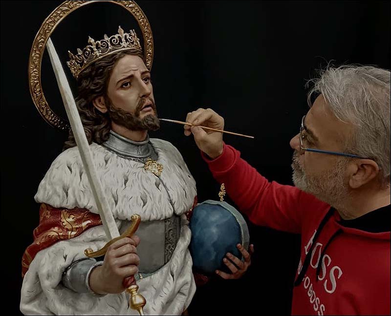 Un imagen de San Fernando,  obra de Víctor García, presidirá la Real Parroquia Castrense de Zaragoza