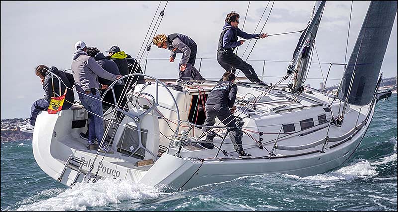 El barco “Falapouco” patroneado por José Ballester y Andrés Manresa, líder del memorial presidentes y el Campeonato de España de cruceros en club náutico Altea