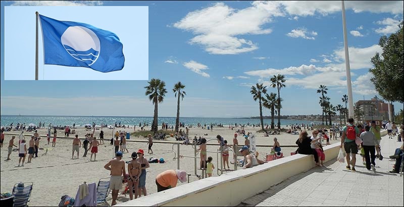 Torrevieja renueva las seis banderas azules de sus playas