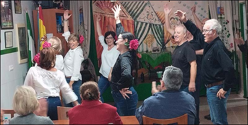 Jornada de Puertas abiertas en la Casa de Andalucía “Rafael Alberti” a ritmo de sevillanas