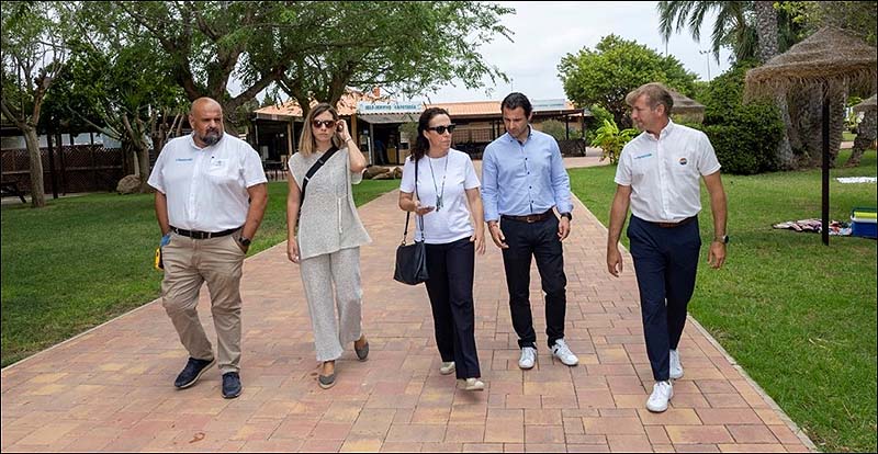Aquópolis recibió la visita del alcalde la ciudad, en el inicio de la temporada veraniega
