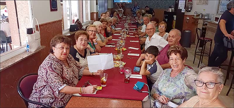 Comida fin de curso de la Asociación Amas de Casa