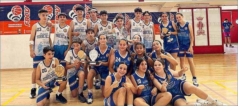 El J.A. Dental masculino de Baloncesto de Torrevieja, primero en Alcoy