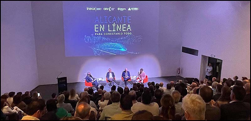 El alcalde de Torrevieja apoya el plan “Alicante en línea para conectarlo todo”, presentado ayer en el ADDA