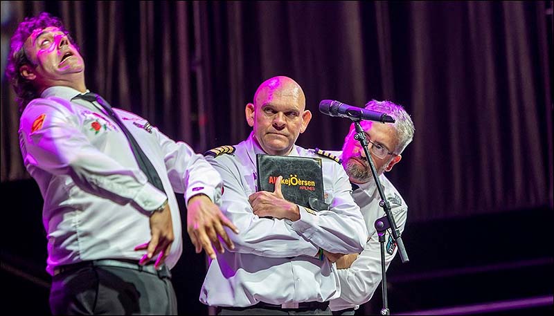 Comandante Lara & Cía llenaron de risas y buen humor el RECINTO DE “Brilla Torrevieja”