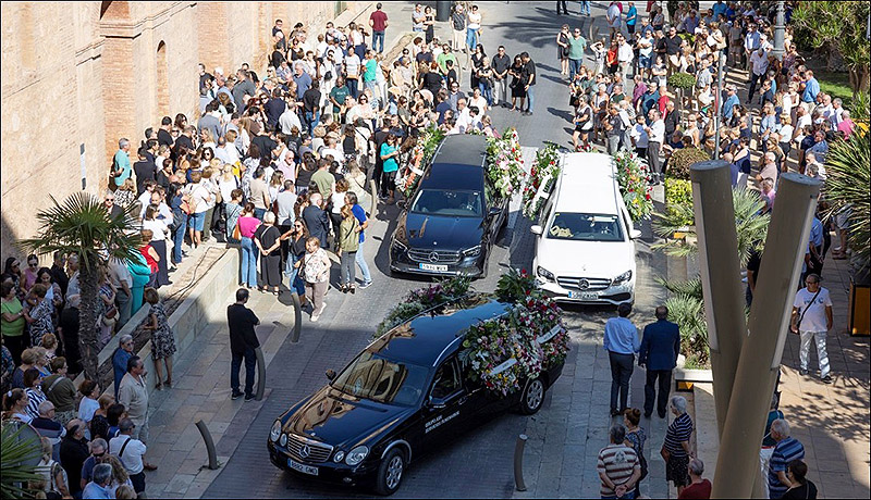 Multitudinaria despedida a Eduardo Dolón Esteve en su entierro