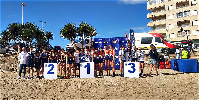 En el campeonato autonómico de remo olímpico celebrado en Torrevieja el RCN Torrevieja consigue 3 oros, 2 platas y 2 bronces