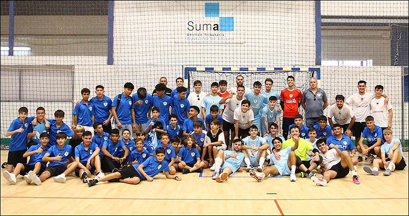 El partido amistoso del Fútbol Sala fue demostración de solidaridad el pasado domingo