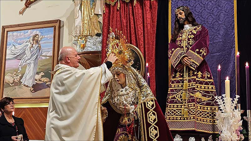 María Santísima de la Trinidad fue coronada litúrgicamente en la Parroquia del Sagrado corazón
