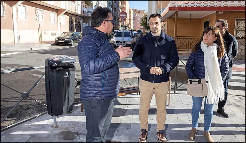 El Ayuntamiento invierte un millón de euros en la reurbanización de la calle Caballero de Rodas, aumentando el ancho de aceras y mejorando la accesibilidad