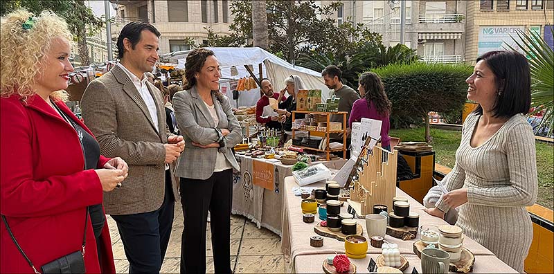 Éxito sin precedentes de la IV Feria de Artesanía Creativa “Conchi Vaquero”
