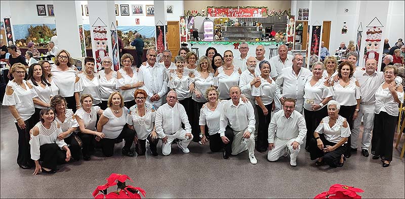 Arrancan las galas de Recuerdo 2024 en el Polivalente de La Mata con “Bailes Latinos”